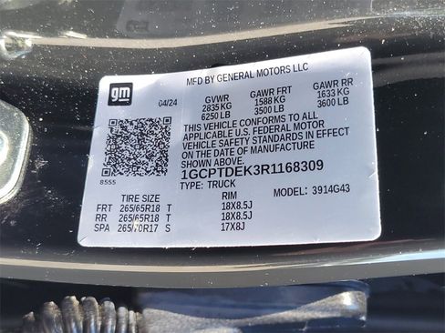 Used 2024 Chevrolet Colorado Z71 w/ Z71 Convenience Package 2 image 28