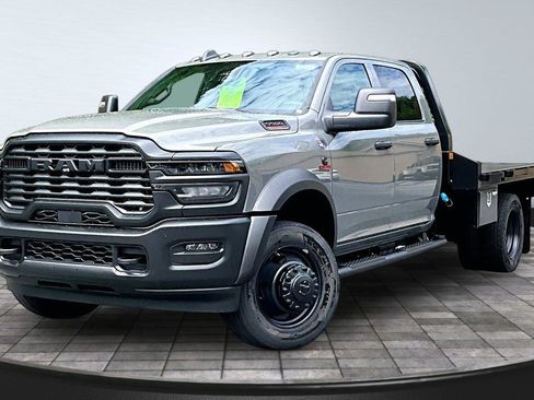New 2026 RAM 5500 Tradesman AWD/4WD image 3