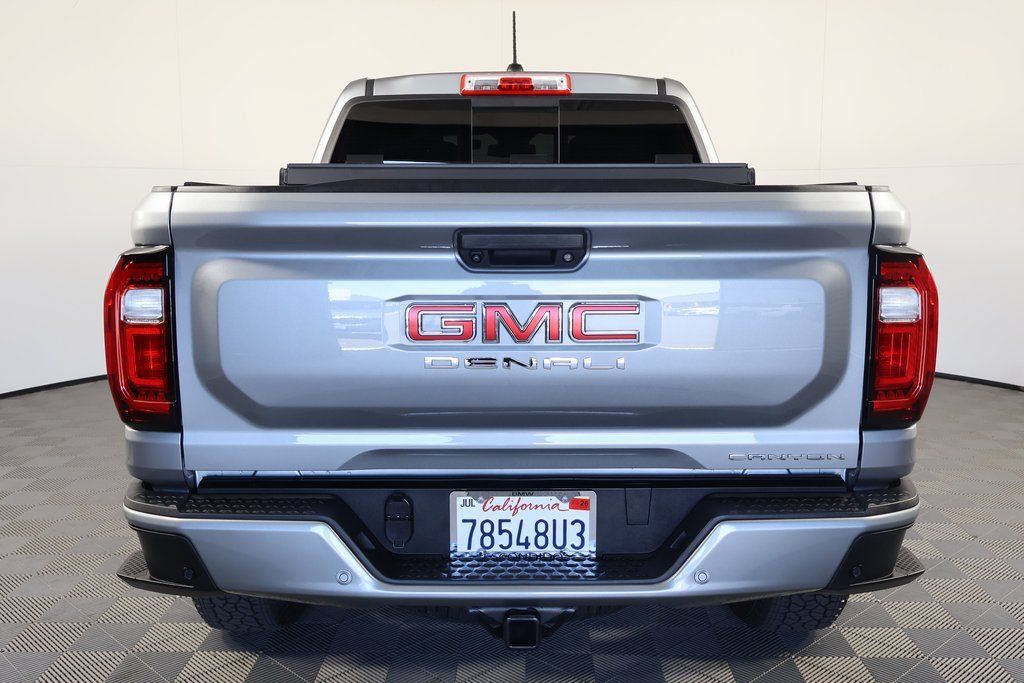 Used 2023 GMC Canyon Denali AWD/4WD image 5