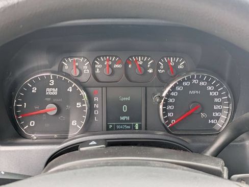 Used 2018 Chevrolet Silverado 1500 W/T w/ Black Out Edition AWD/4WD image 17