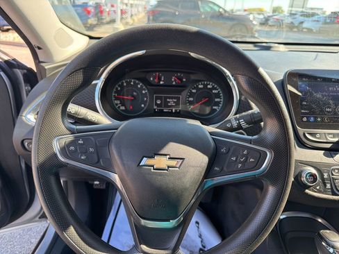 Used 2019 Chevrolet Malibu LT FWD image 22
