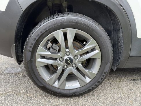 Used 2023 Kia Seltos LX AWD/4WD image 25