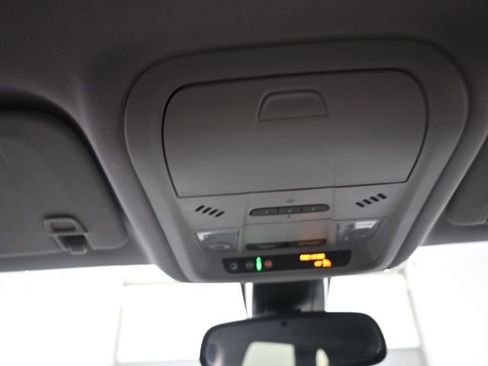 Used 2024 Chevrolet Blazer LT w/ Convenience Package image 12