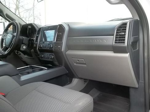 Used 2022 Ford F350 XLT w/ XLT Premium Package image 13