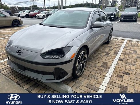 Used 2023 Hyundai Ioniq 6 SEL RWD image 1
