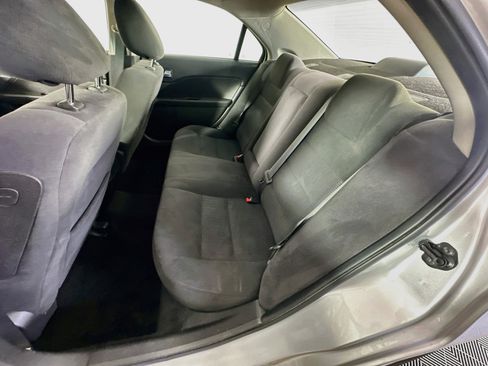 Used 2009 Ford Fusion SE FWD image 25