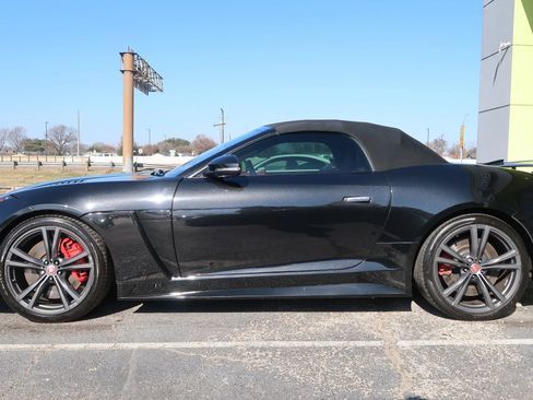 Used 2020 Jaguar F-TYPE SVR image 7