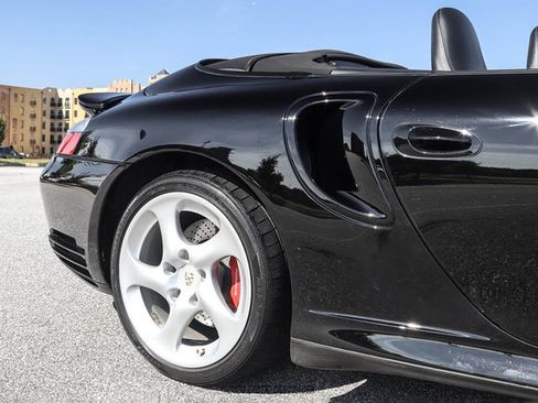 Used 2004 Porsche 911 Turbo AWD/4WD image 64