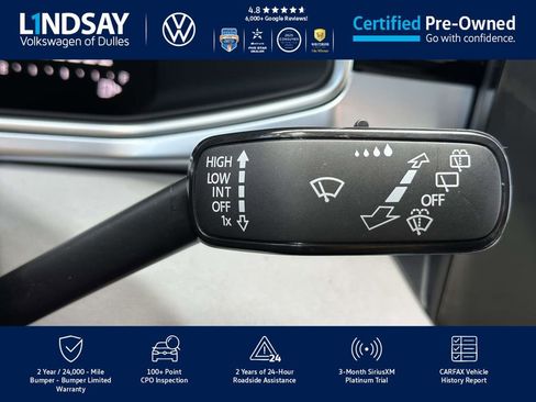 Used 2025 Volkswagen Taos SE image 23