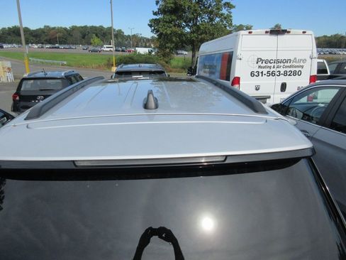 Used 2021 Jeep Grand Cherokee L Limited image 9