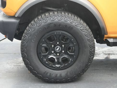 Used 2022 Ford Bronco Wildtrak AWD/4WD image 31