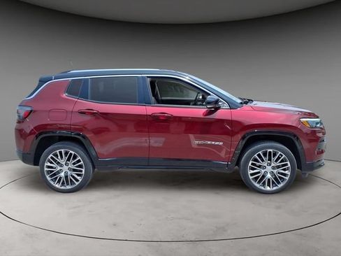 Used 2022 Jeep Compass Limited w/ Elite Group AWD/4WD image 10