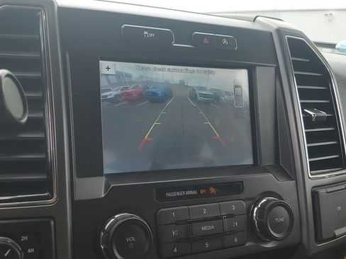Used 2018 Ford F150 XLT w/ Equipment Group 302A Luxury AWD/4WD image 18