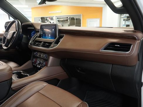 Used 2023 Chevrolet Tahoe High Country AWD/4WD image 42
