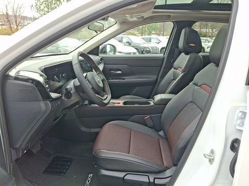 New 2026 Nissan Kicks SR w/ SR Premium Package image 13