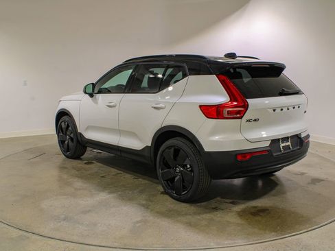 New 2026 Volvo XC40 B5 Ultra w/ Climate Package image 3