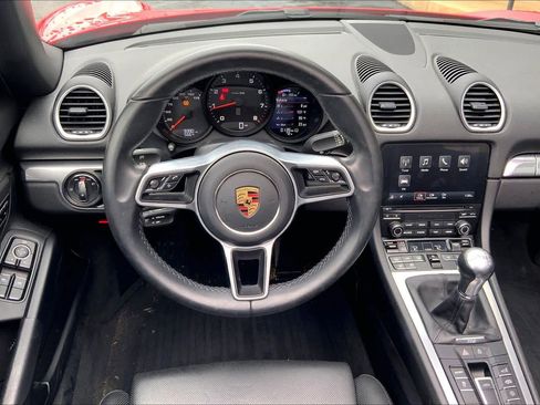 Used 2022 Porsche 718 Boxster image 5