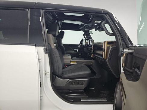Used 2025 GMC Hummer EV 3X AWD/4WD image 8