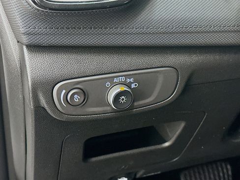 Used 2025 Chevrolet TrailBlazer LT image 17