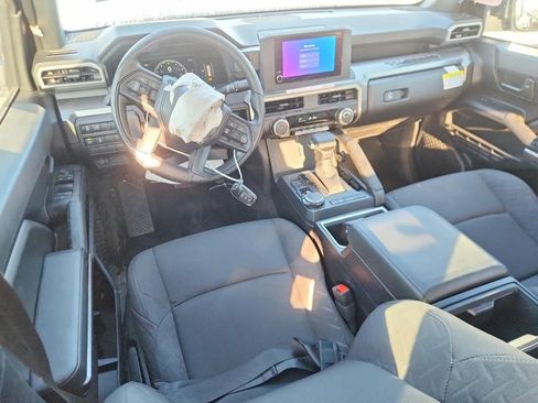Used 2026 Toyota Tacoma SR5 AWD/4WD image 8