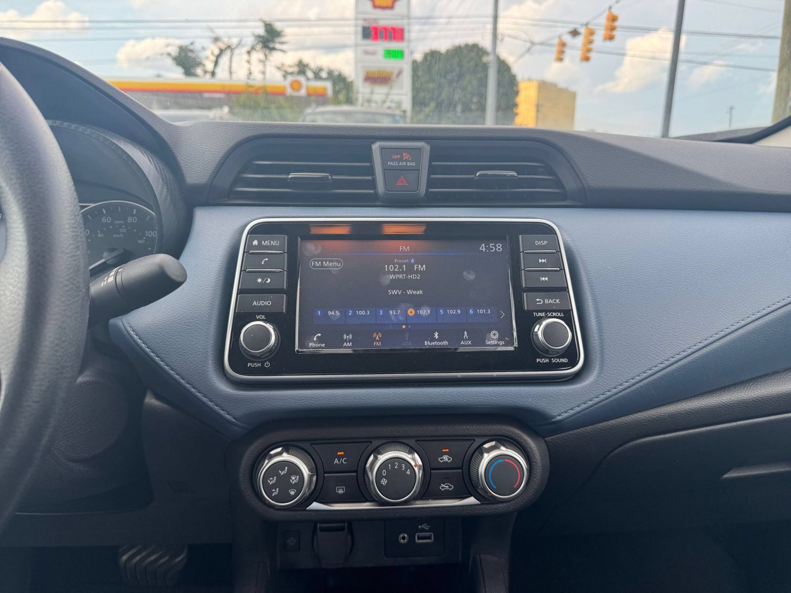 Used 2025 Nissan Versa SV FWD image 16