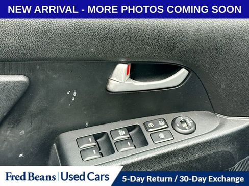 Used 2014 Kia Sportage LX image 9