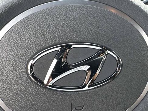 Certified 2023 Hyundai Elantra SEL w/ Convenience Package FWD image 32