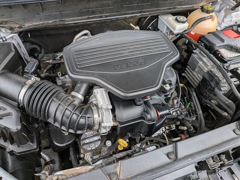 Used 2021 GMC Acadia SLE w/ Driver Convenience Package image 23