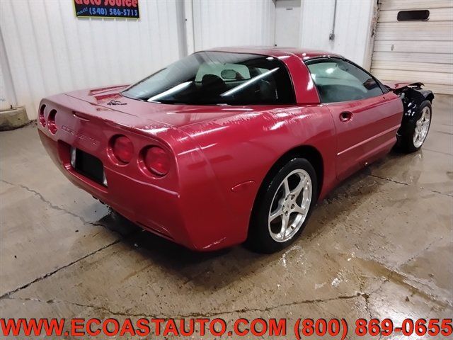 Used 2001 Chevrolet Corvette Coupe w/ Preferred Equipment Group2 RWD image 3