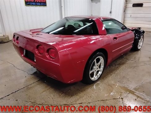 Used 2001 Chevrolet Corvette Coupe w/ Preferred Equipment Group2 image 3