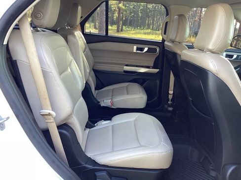 Used 2020 Ford Explorer XLT w/ Equipment Group 202A image 23