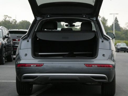 Used 2018 Audi Q5 2.0T Premium Plus w/ Premium Plus Package image 24