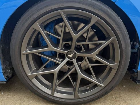 Used 2017 Ford Mustang GT image 32