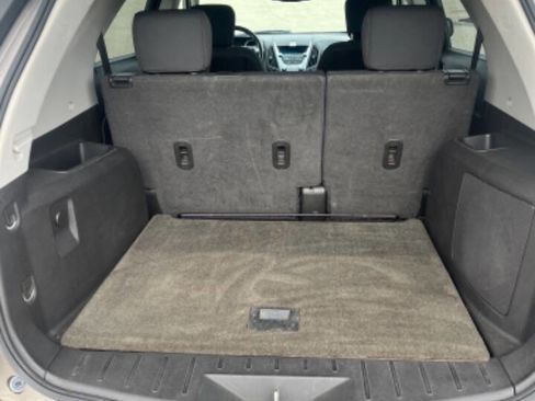 Used 2011 Chevrolet Equinox LT w/ Driver Convenience Package image 15