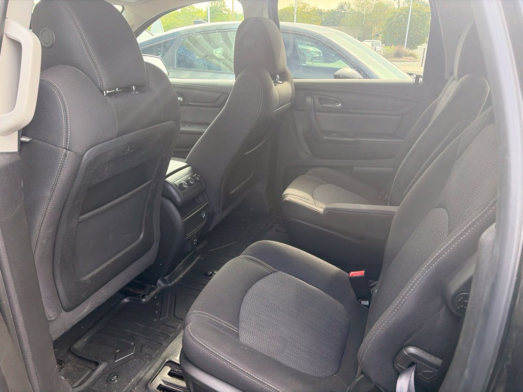 Used 2017 Chevrolet Traverse LT w/ Style and Technology Package AWD/4WD image 6