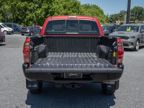 Used 2014 Toyota Tacoma 4x4 Double Cab w/ Convenience Package image 7