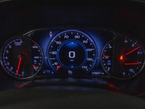 Used 2018 GMC Acadia Denali w/ LPO, Cargo Package FWD image 15