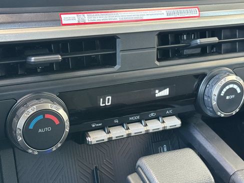 Certified 2025 Toyota Tacoma TRD Sport AWD/4WD image 25