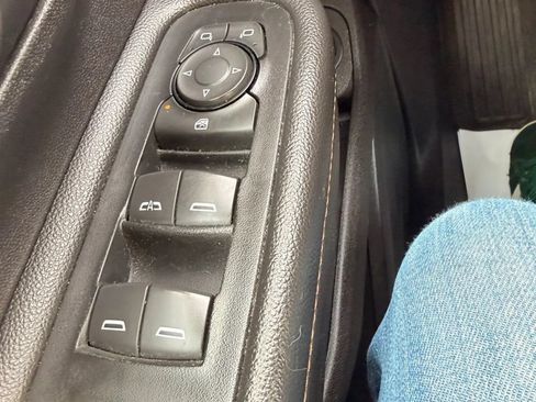 Used 2018 GMC Terrain SLE AWD/4WD image 19