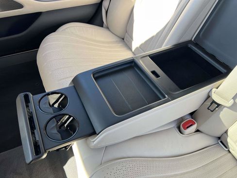 Used 2023 Mercedes-Benz S 500 4MATIC image 31