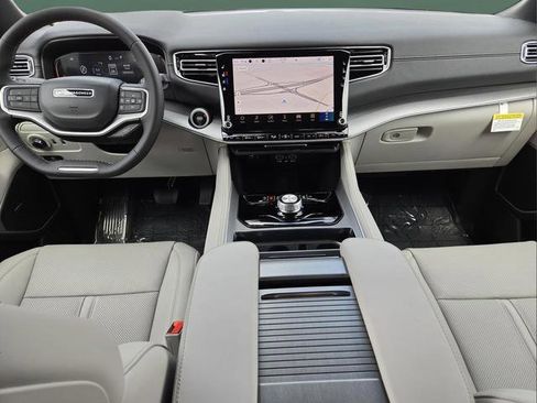 New 2026 Jeep Grand Wagoneer L 2WD image 23