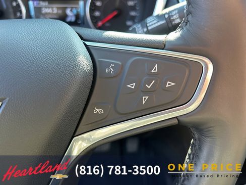 Used 2018 Chevrolet Equinox Premier image 28