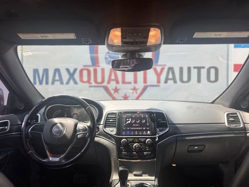 Used 2020 Jeep Grand Cherokee Limited image 50