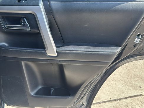 Used 2022 Toyota 4Runner SR5 image 25