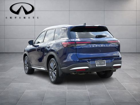 Certified 2026 INFINITI QX60 Luxe w/ Family Package FWD image 5