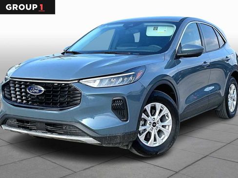 Used 2023 Ford Escape Active w/ Tech Pack #2 image 1