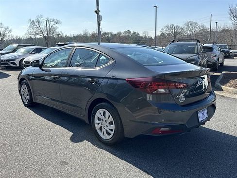 Used 2020 Hyundai Elantra SE w/ Cargo Package (C1) image 5