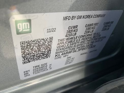 Certified 2023 Buick Encore GX Essence w/ Experience Buick Package FWD image 30