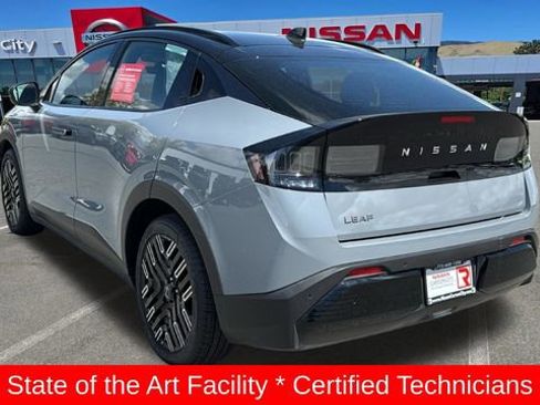 Used 2026 Nissan Leaf Platinum+ w/ Cargo Package (Platinum+) FWD image 5