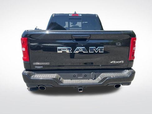 Used 2025 RAM 1500 Big Horn AWD/4WD image 4